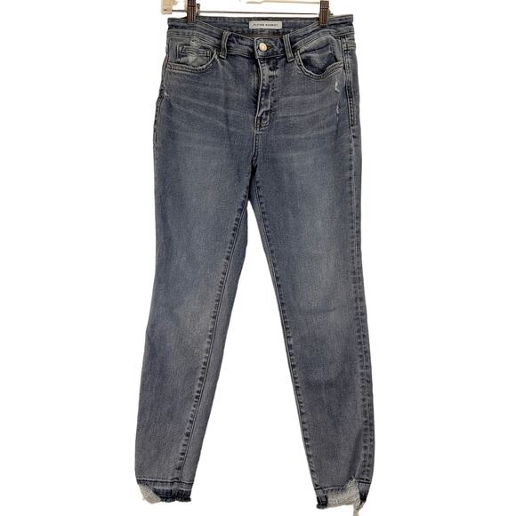 Flying Monkey Distressed Mom Jeans Size 28 - Picture 1 of 8